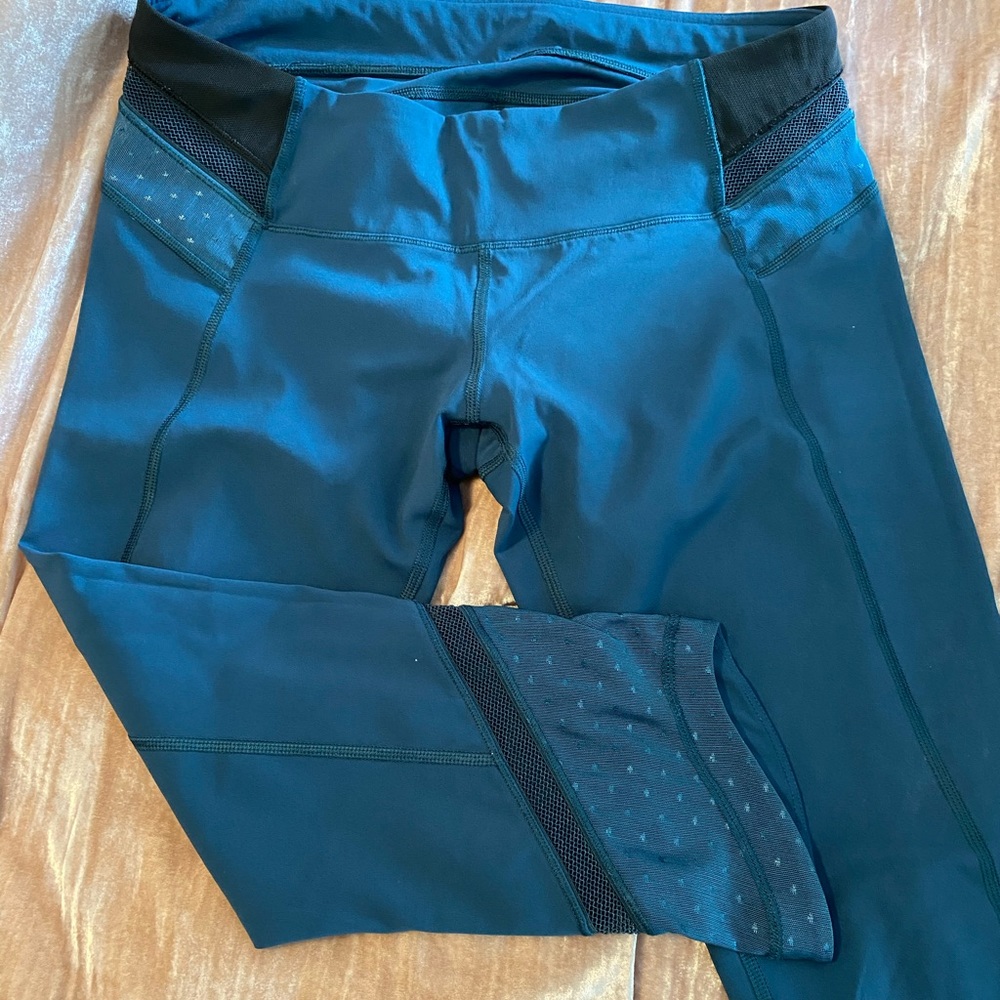 Lululemon cropped leggings